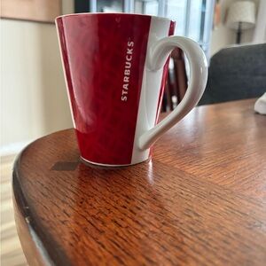 Red Starbucks